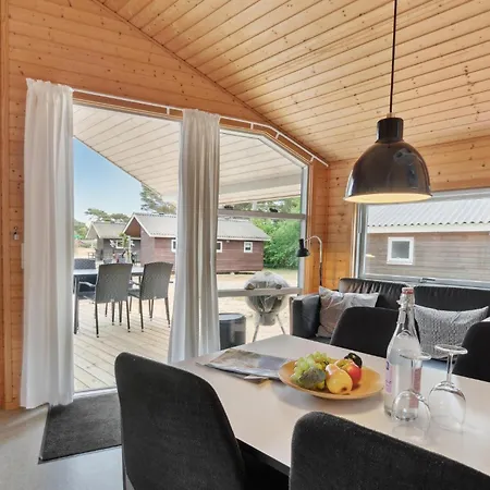 Beautiful In With Kitchen *